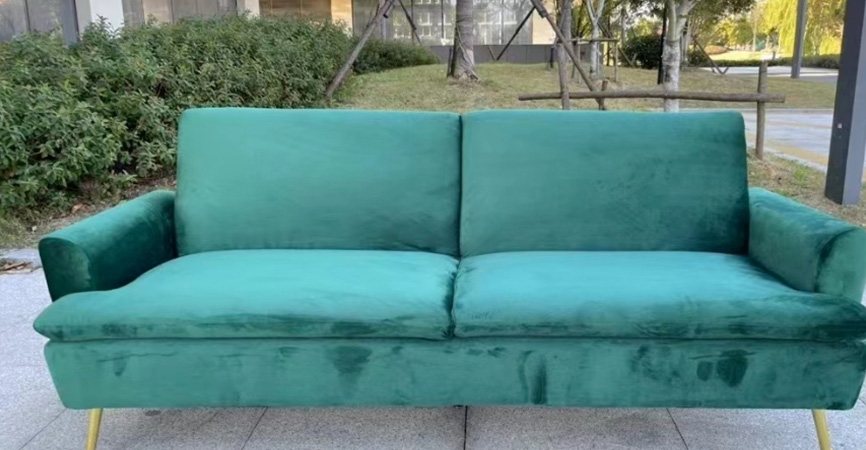 Sofa with fabric cover is very popular because of its rich colors and skin-friendly texture. So how to clean the fabric sofa?